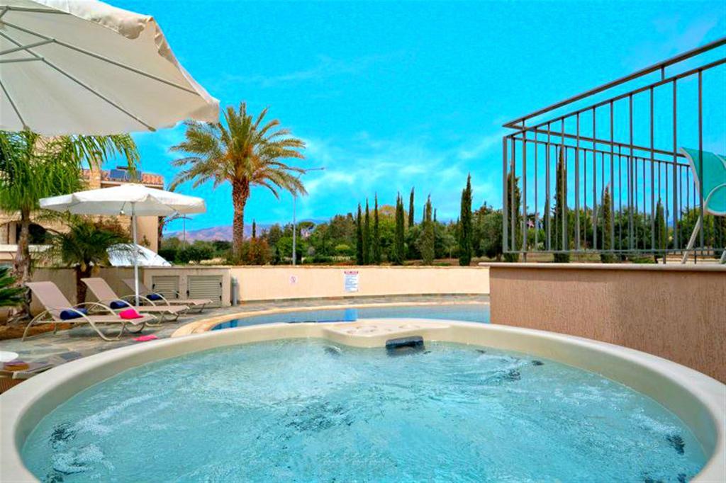 Villa Lalianda Sandy Beach Villas - Private Pool - Jacuzzi - Private Beach Area Polis Buitenkant foto